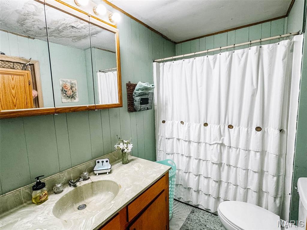 209 E Walnut Property Photo 14
