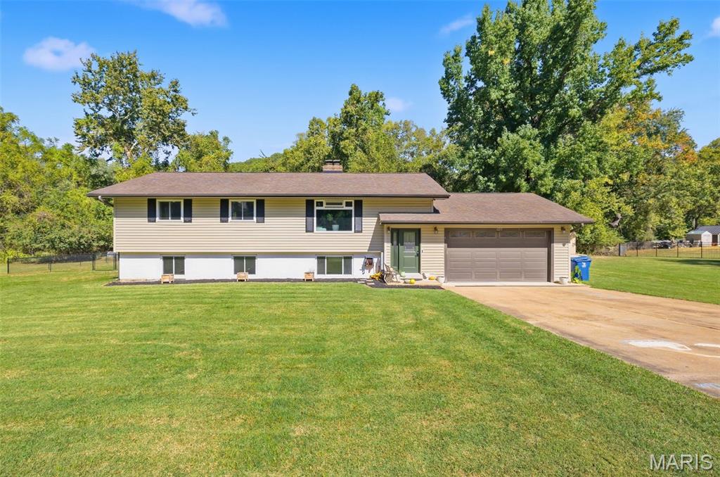 6213 Carolyn Sue Drive