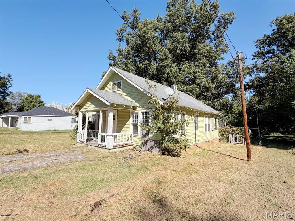 109 S Catalpa Street Property Photo 1