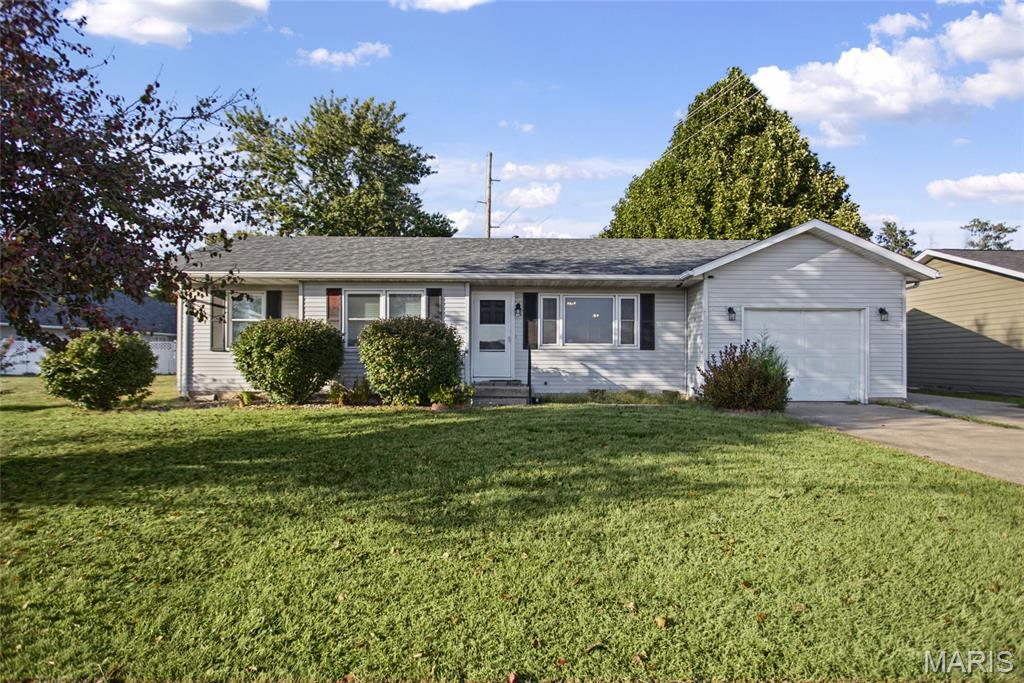 121 Essex Street Property Photo 1