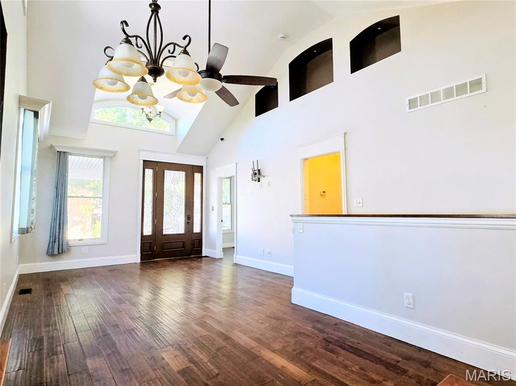 184 S Pence Street Property Photo 11