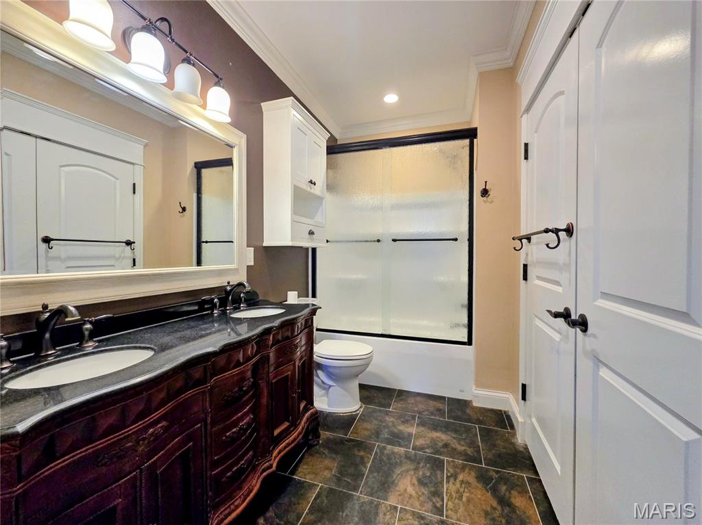 184 S Pence Street Property Photo 22