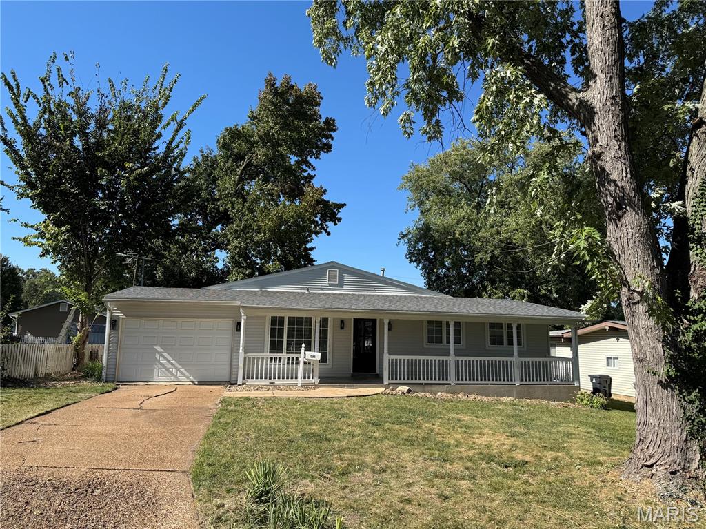 1585 Boulder Drive Property Photo 1