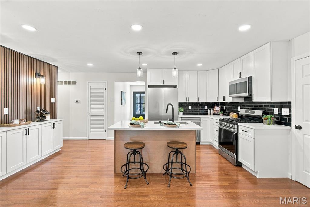 1585 Boulder Drive Property Photo 2