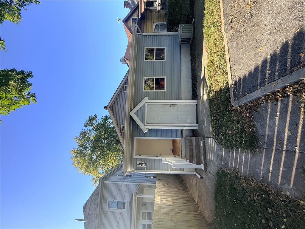 2228 State Street Property Photo 19