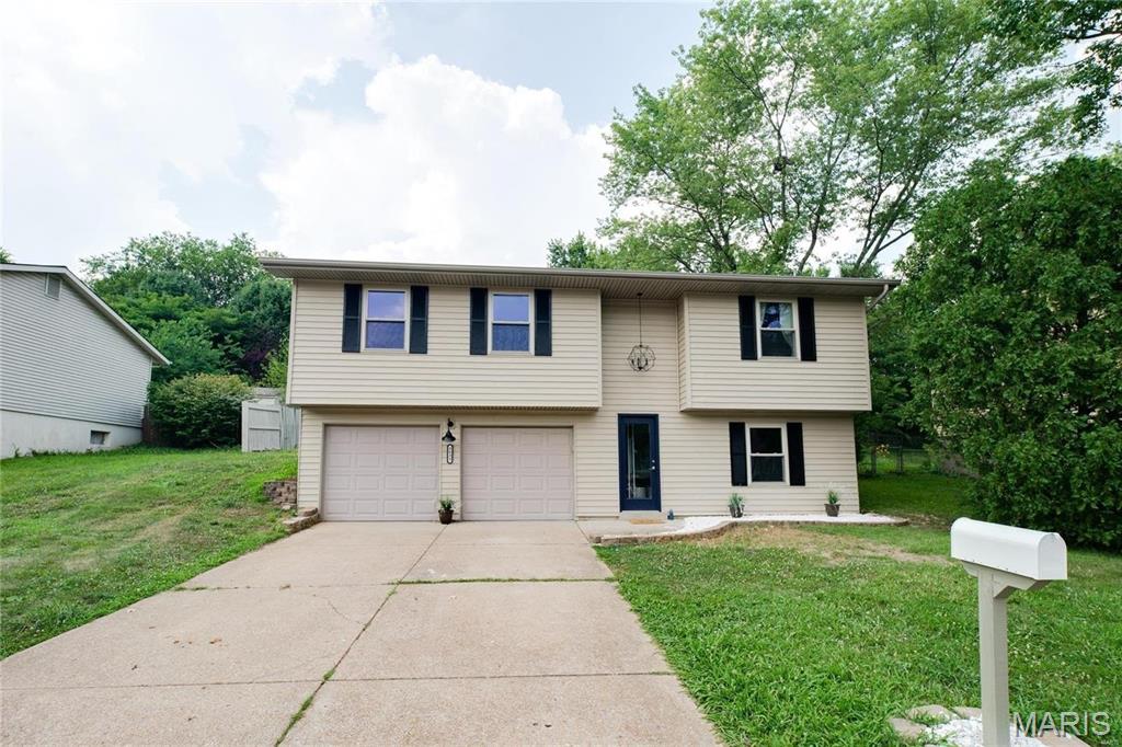 3833 Red Bud Drive Property Photo