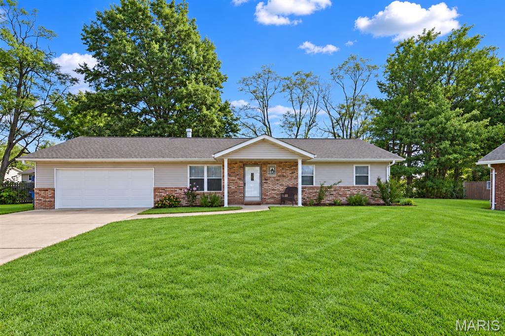 526 Bluestem Court Property Photo 1