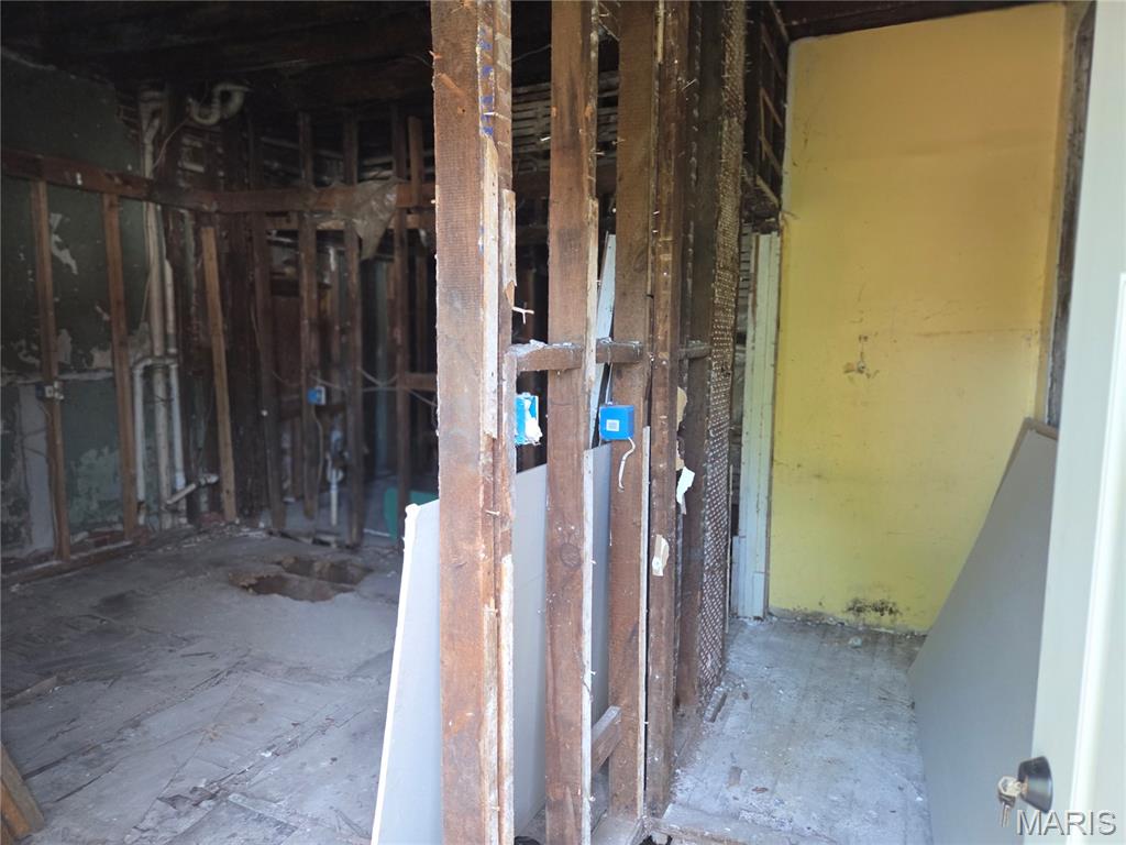 4451 Washington Boulevard Property Photo 12