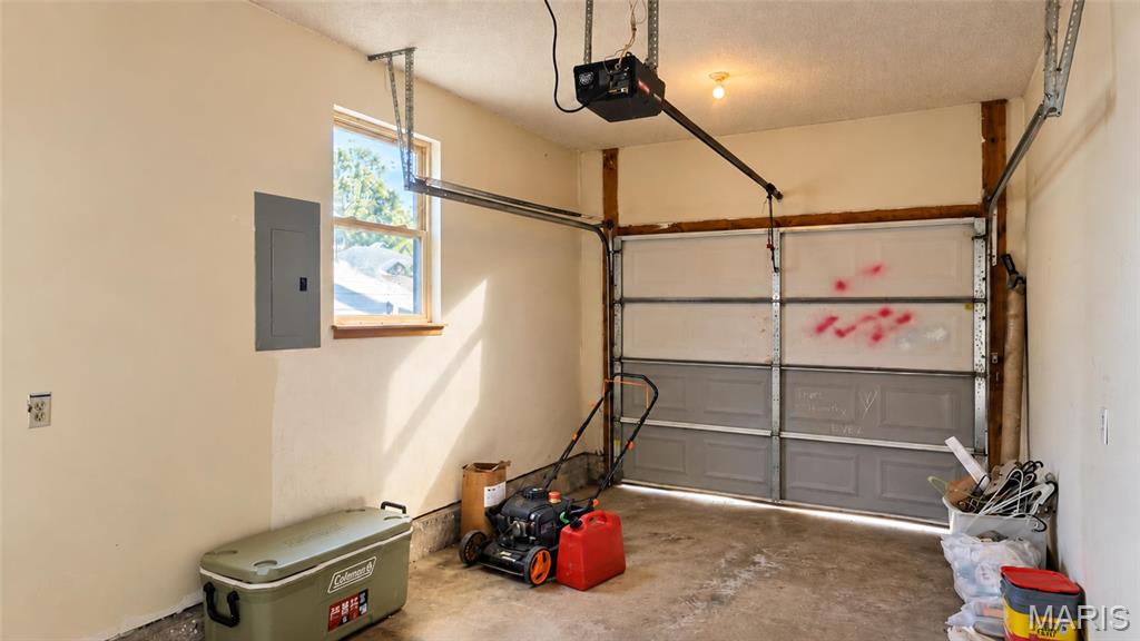 1302 E 1st Street Property Photo 23