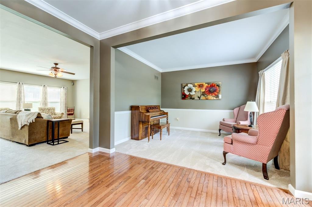 820 Jb Hunt Court Property Photo 2