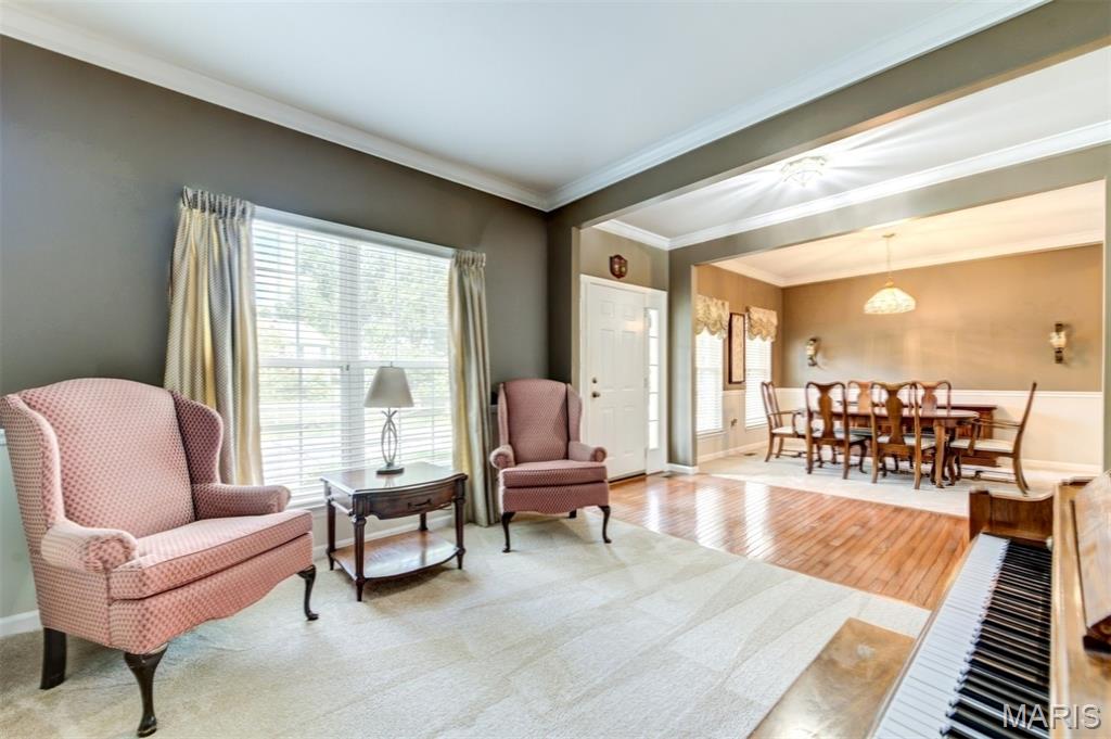 820 Jb Hunt Court Property Photo 3