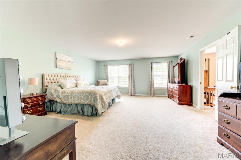 820 Jb Hunt Court Property Photo 15