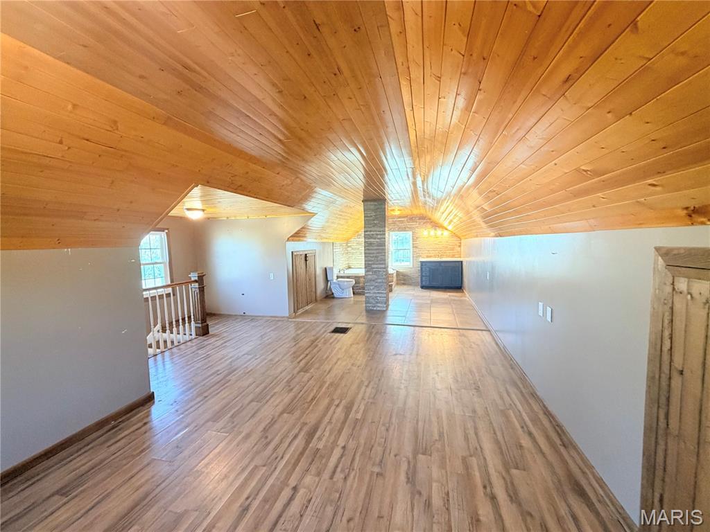 326 E Cherry Street Property Photo 12