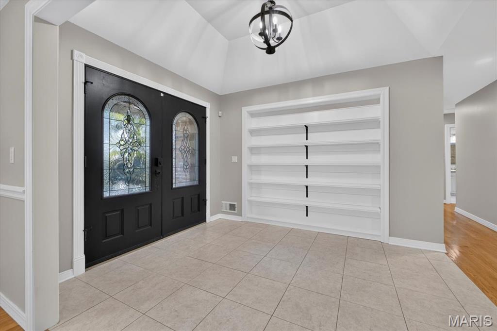 13021 Saller Drive Property Photo 8