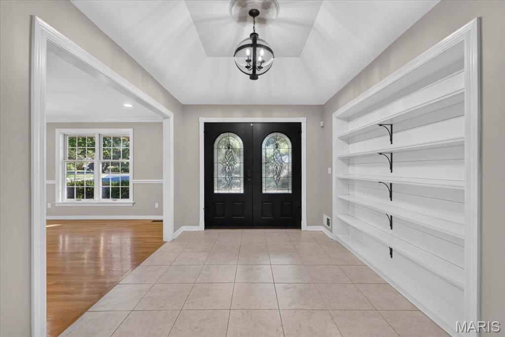 13021 Saller Drive Property Photo 9