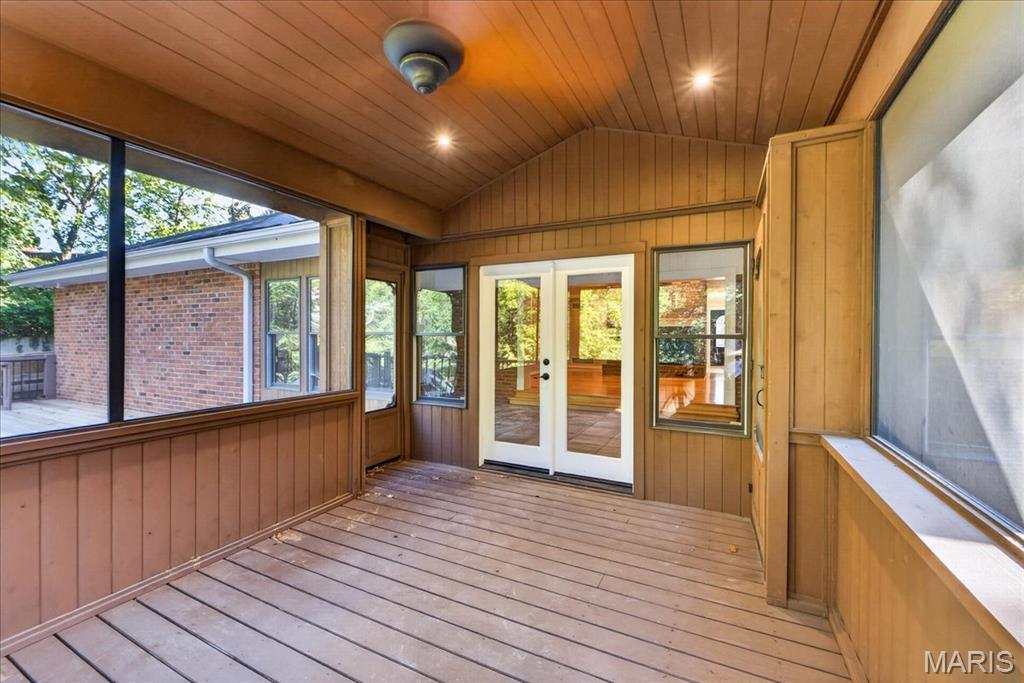 13021 Saller Drive Property Photo 34