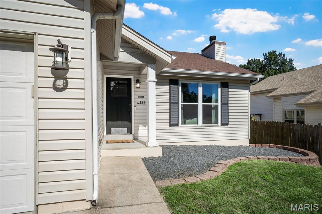 137 Hollow Creek Drive Property Photo 3