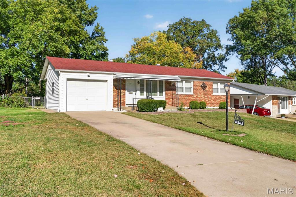 9335 Forman Road Property Photo 2