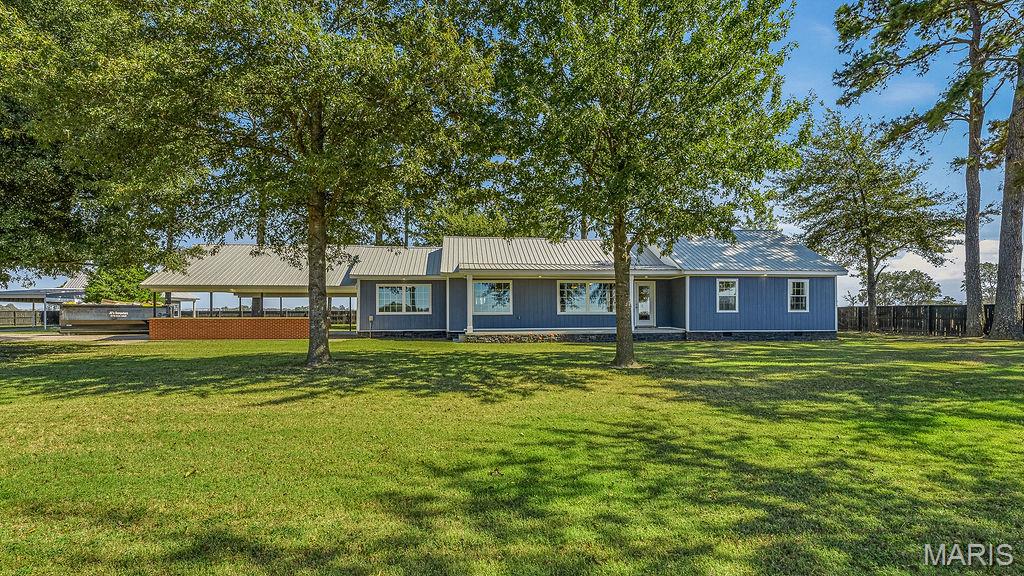 1702 County Road 634 Property Photo 1