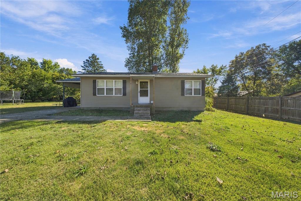 801 E Jack Street Property Photo 1