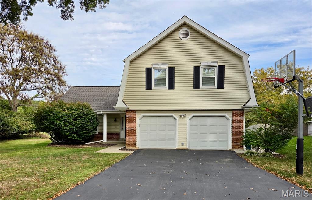 15056 Isleview Drive Property Photo 1
