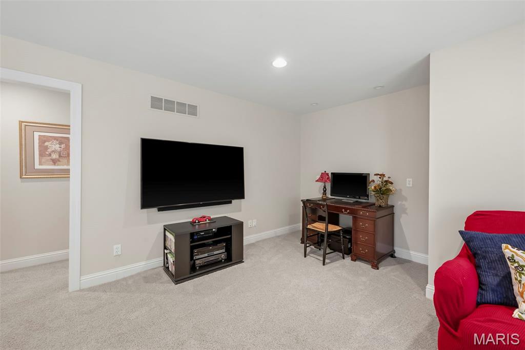 112 Castlewood Estates Drive Property Photo 51