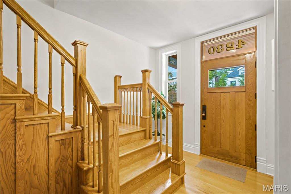 4230 Cleveland Avenue Property Photo 3