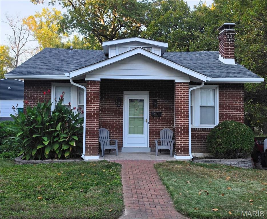 731 N Forest Avenue Property Photo 1