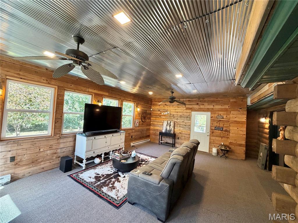 2061 N 425 Street Property Photo 12