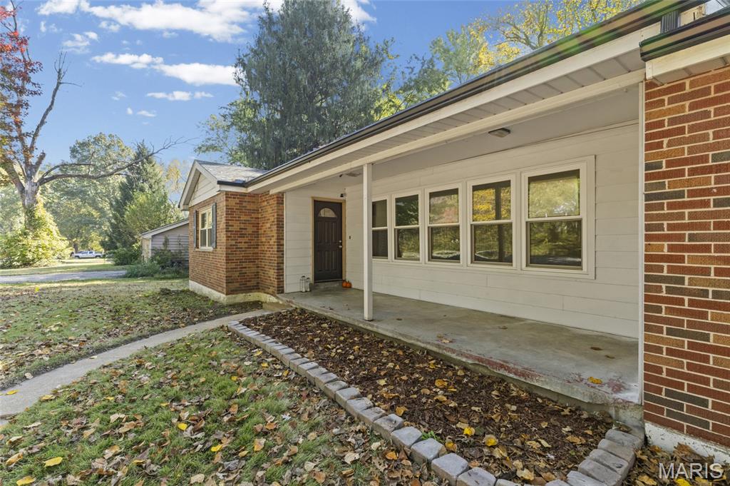 1526 Twillman Avenue Property Photo 4