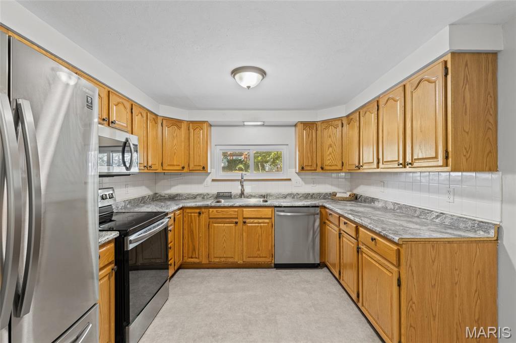 1526 Twillman Avenue Property Photo 17