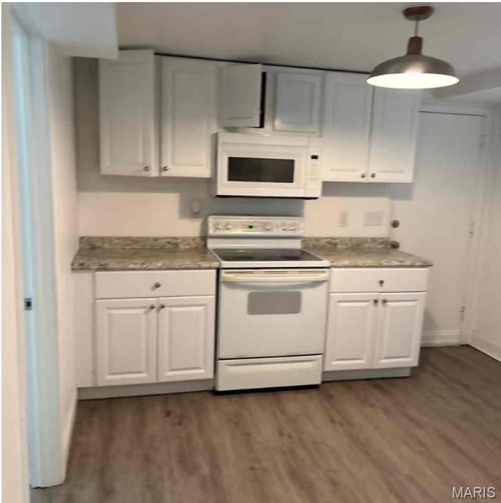 4243 Ashwick Terrace Property Photo 12
