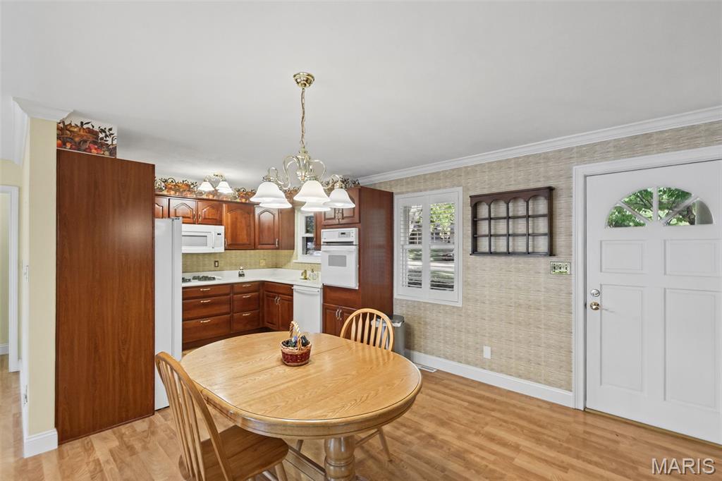 125 E Shore Drive Property Photo 16