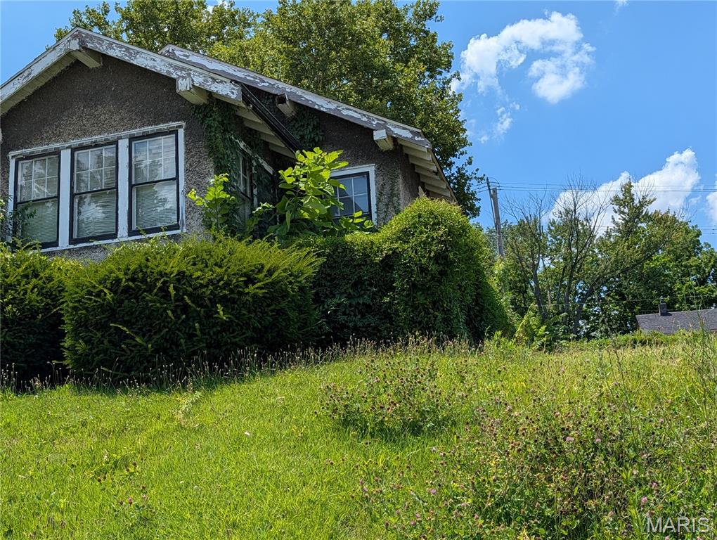 5452 W Florissant Avenue Property Photo 9
