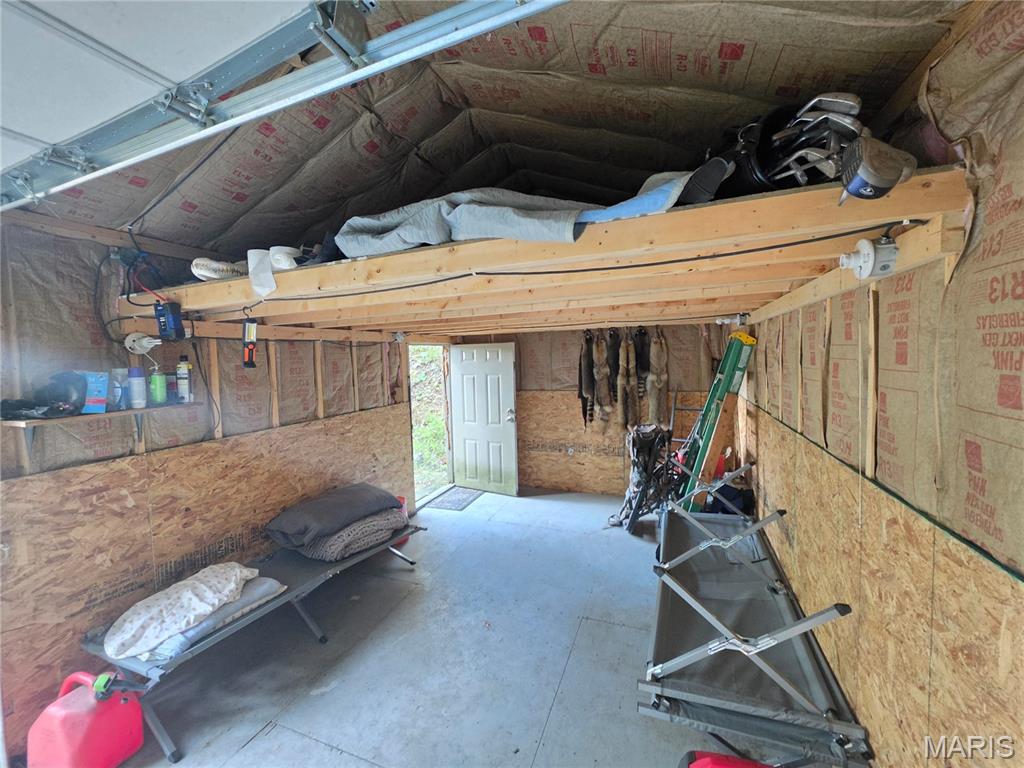 17250 Boyd Property Photo 24