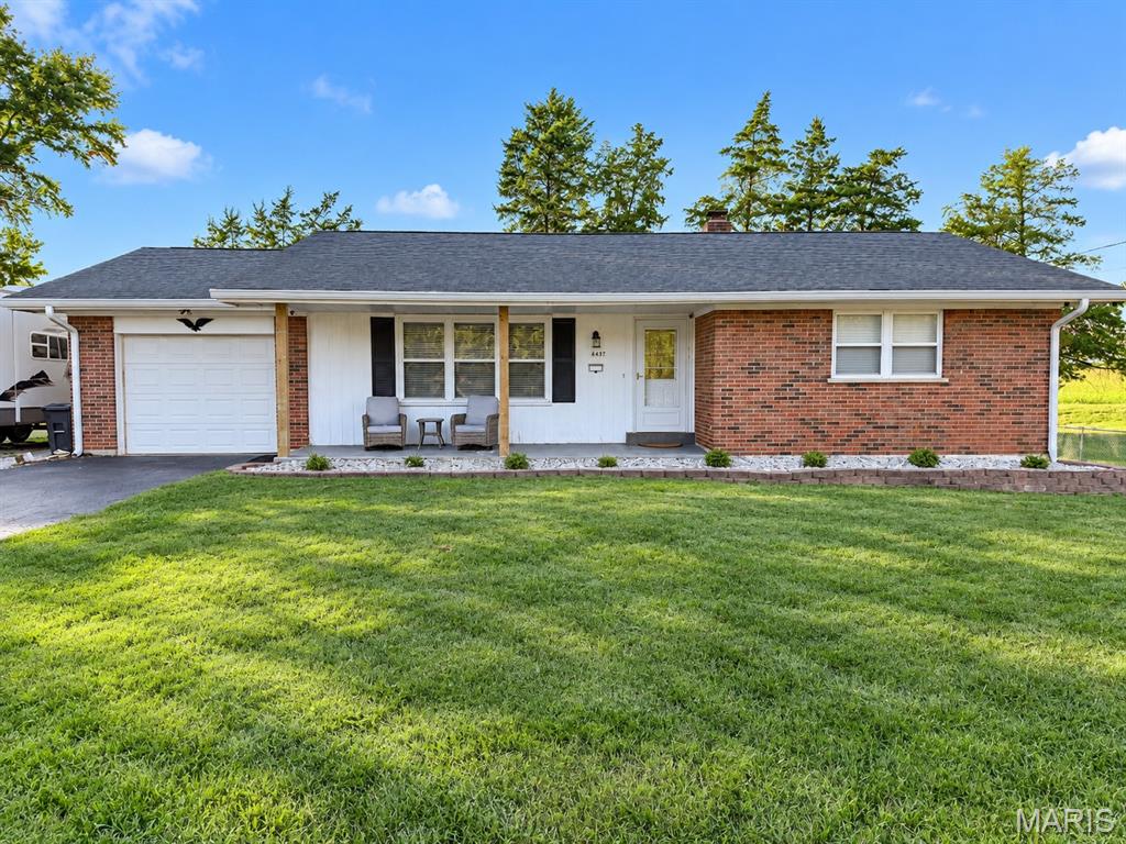 6847 Circle Drive Property Photo 1