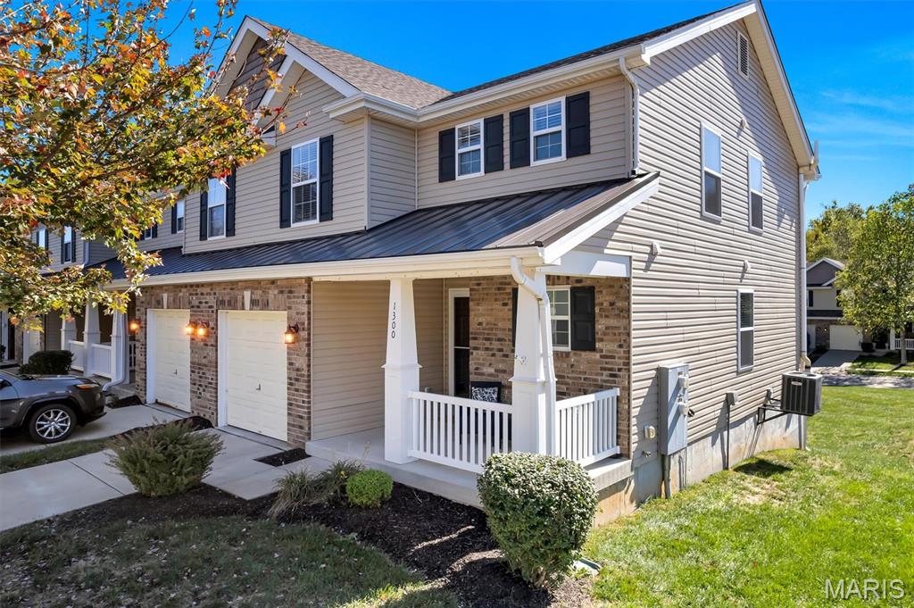 1300 New Charter Lane Property Photo 1