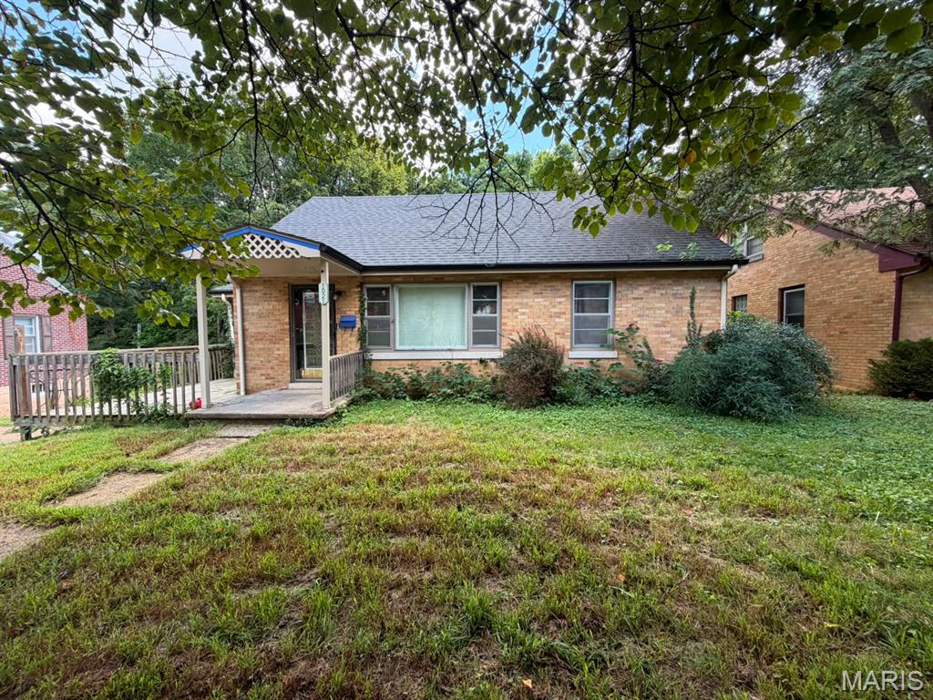 1021 Hawthorne Parkway Property Photo 1
