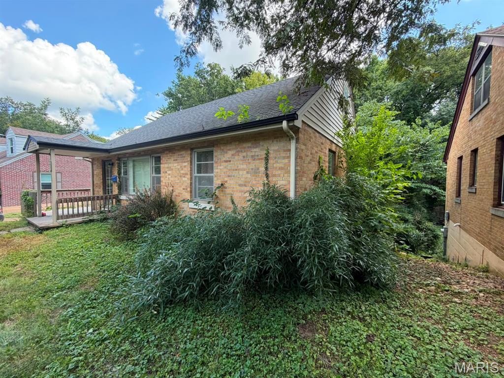 1021 Hawthorne Parkway Property Photo 5