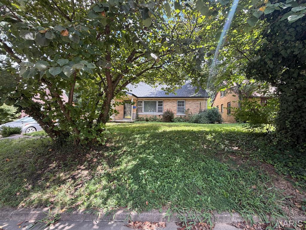 1021 Hawthorne Parkway Property Photo 6