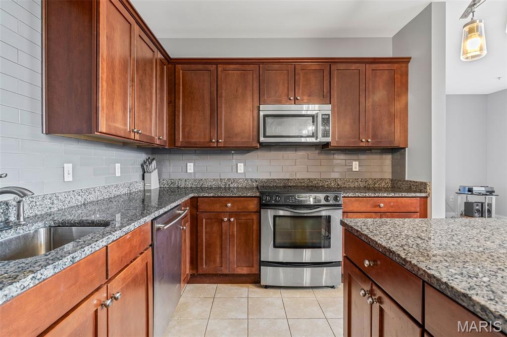 1515 Lafayette Ave 109 Property Photo 5