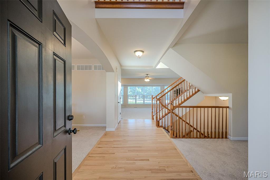 1048 Pierpoint Lane Property Photo 3