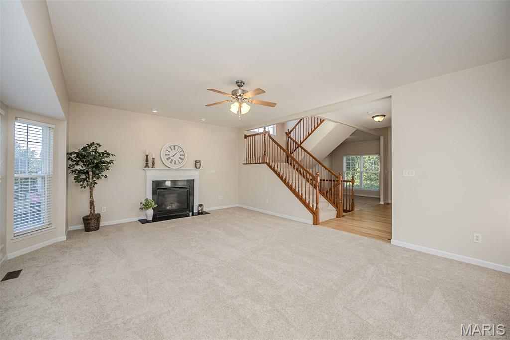 1048 Pierpoint Lane Property Photo 14