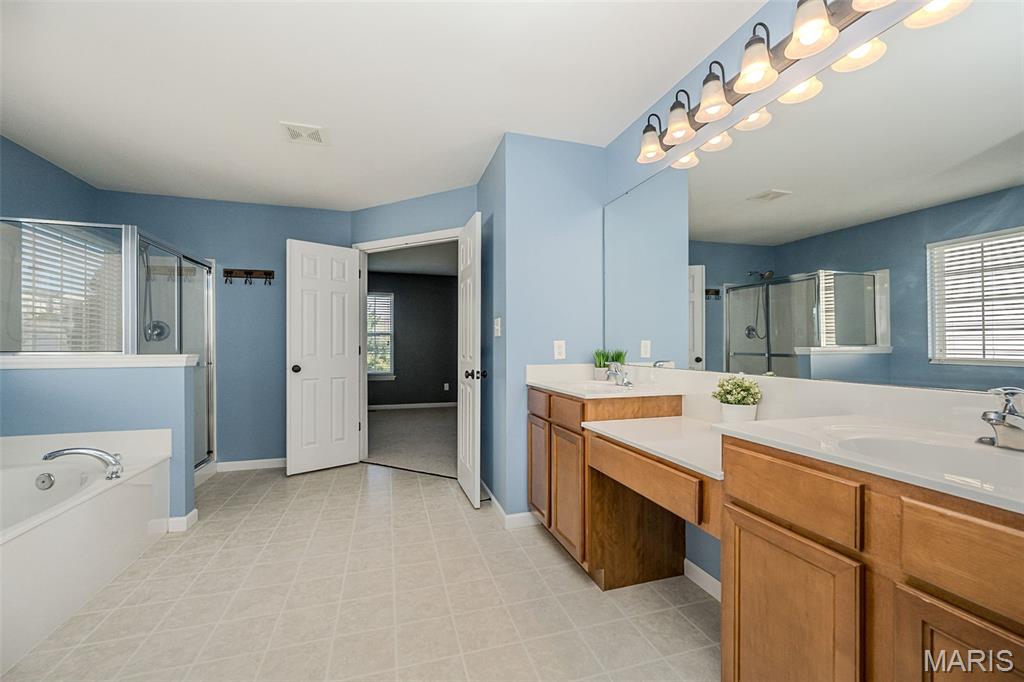 1048 Pierpoint Lane Property Photo 38