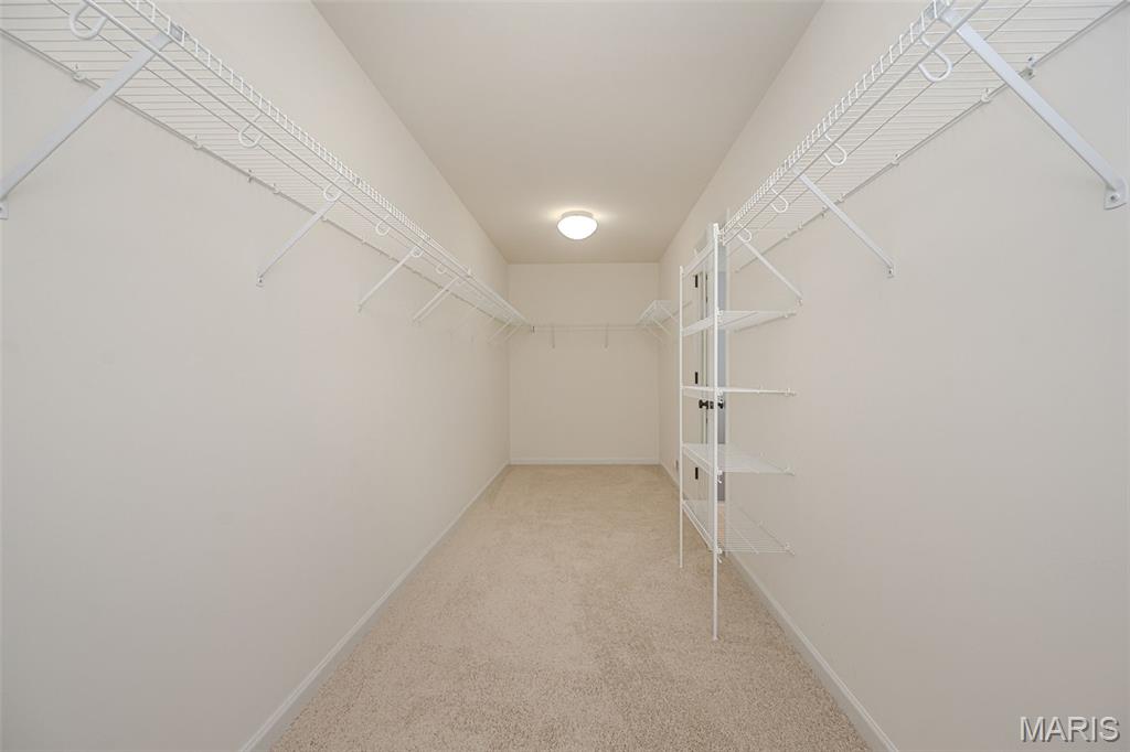 1048 Pierpoint Lane Property Photo 40