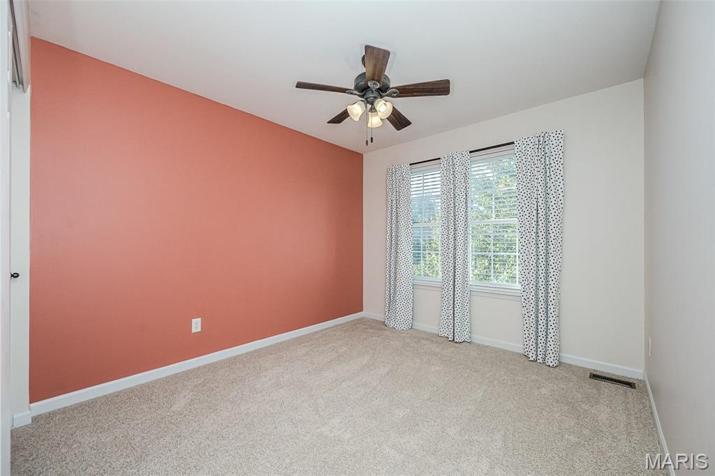 1048 Pierpoint Lane Property Photo 43