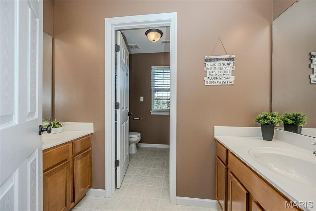 1048 Pierpoint Lane Property Photo 47