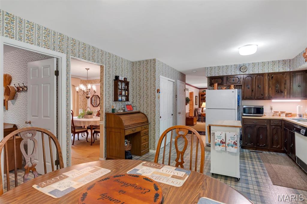 29 Rockwood Forest Valley Property Photo 33