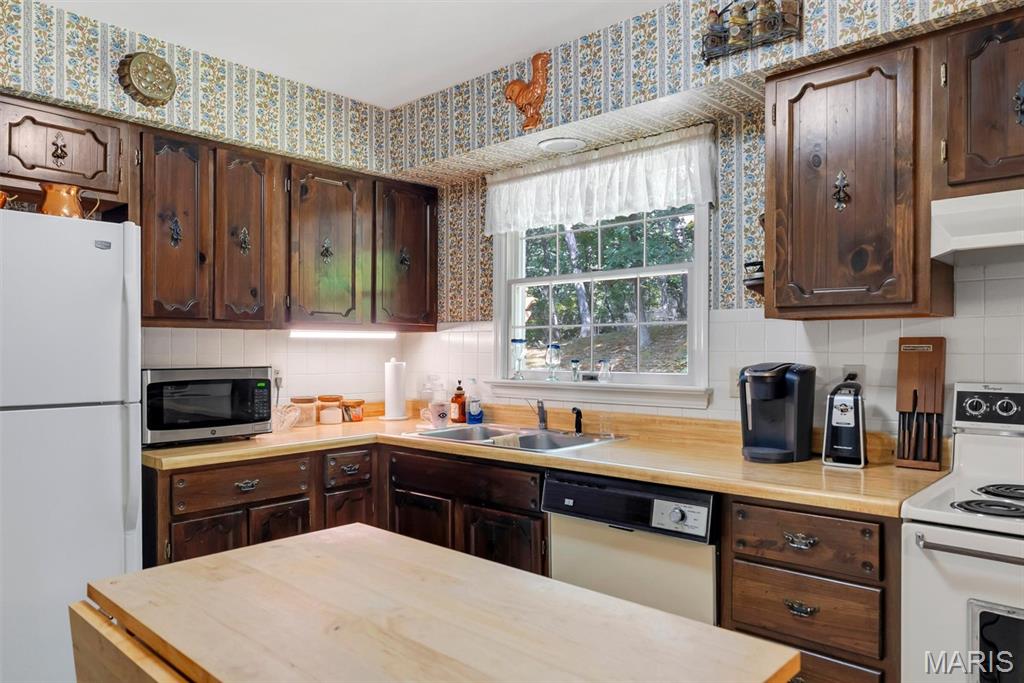 29 Rockwood Forest Valley Property Photo 35