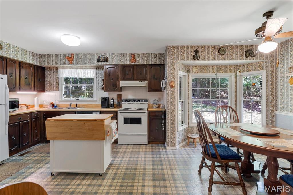 29 Rockwood Forest Valley Property Photo 37